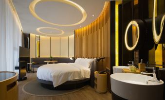 Sfeel Designer Hotel (Chengdu Jiuyan Bridge Shop)