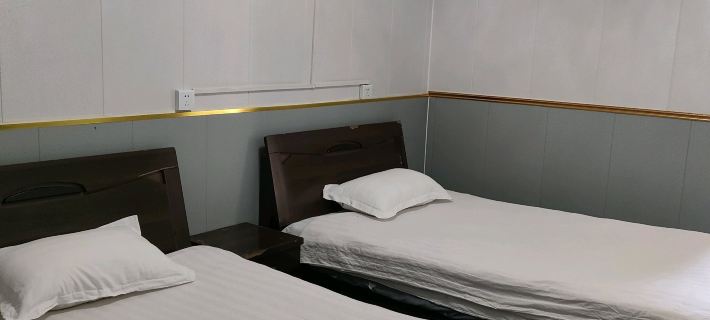 Weihui Tiantian Hotel Hotels in Weihui
