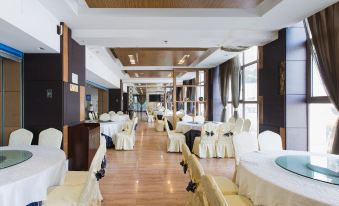 Longyao Wujiang Mingzhu Hotel