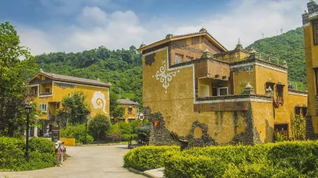 Wenchuan Shanshuijian Homestay Отели рядом с достопримечательностью «Renji Ximu Valley»