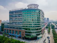 Homeinn Plus Hotel (Wuxi Huishan Wanda Plaza) Hoteller i 