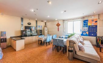 7 Days Inn (Anguo Dongfang Herb Market) - Housity