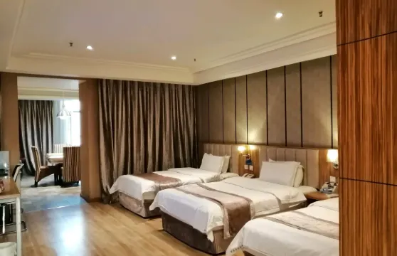 雙鴨山雨順時尚藝術賓館