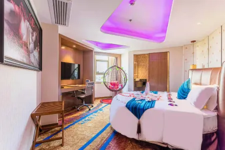 Guangchang Siji Hotel (Shenzhen Gongming Square Metro Station)