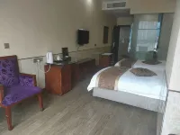 Golden Nuoshui Hotel Hotels in Tongjiang