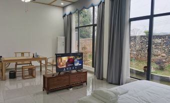 Shixing Shuixu Hot Spring Homestay