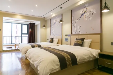 Kunming Liang'er Country Hotel (Agricultural University Langyuewan Branch) Отели рядом с достопримечательностью «Fuli Palace»