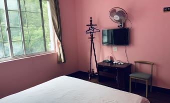 Shanlishan Farm Stay (Hangzhou Caihong Valley Scenic Area)