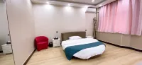 Xinmi Golden Triangle Business Hotel (Zhongqiang Light Year City Plaza)