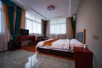 Yinjiang Tai'an Business Hotel - Mountain view