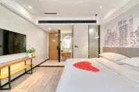 Yueyi Zhixuan Hotel (Huaihua South Railway Station, Wanda)