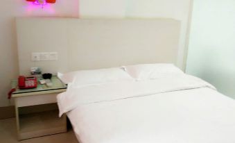 Pubei Xiongwei Business Hotel