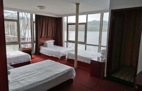 寬甸溪水源酒店