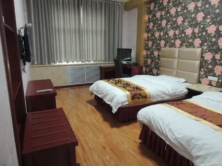 Yichuan Longxin Network Room Отели в г. Ичуань