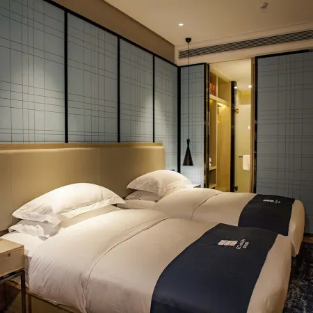 Echarm Hotel (Dongxing Port Municipal Government)