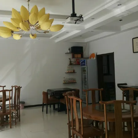 Linzhou Shanquanlou Homestay (Shibanyan Town)