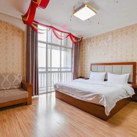 Xihua Qicai Xianggelila Business Hotel