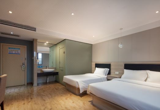 Wonder Hotel (Changsha Central South University Metro Station) Hotel Overview