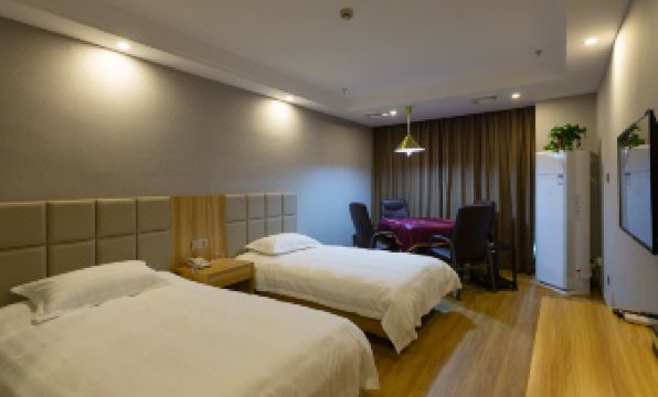 Changxing Yaduo Hotel