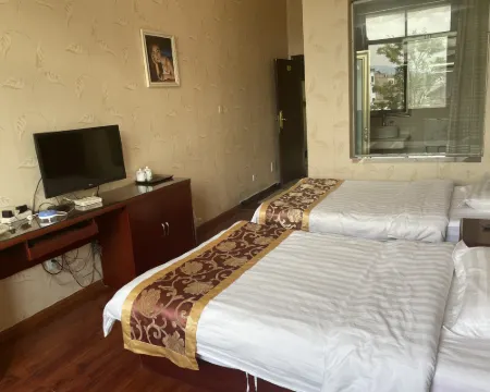 Yongxing Hotel Hotels in Mouding