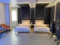 Yixing Lantian E-sports Hotel