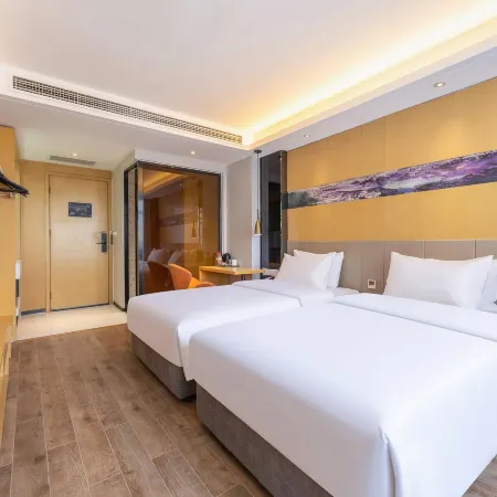 Chonpines Hotel (Yuncheng South Wind Square Dekuang)