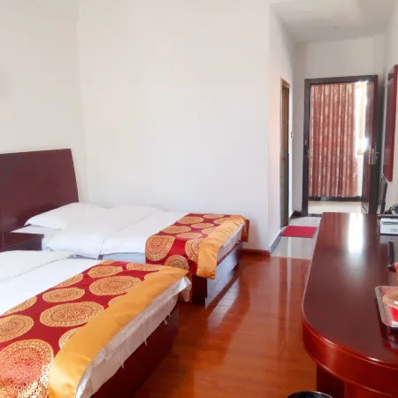Shidian Jinrui Hotel