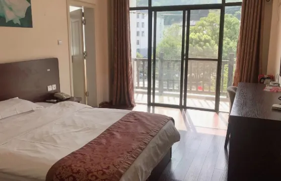 宜春景泉假日酒店