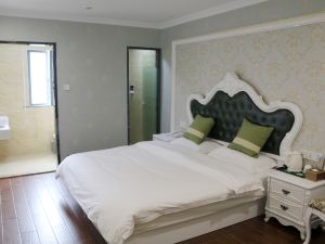 F1 Boutique Hotel (Shanghai Xikang Road)