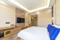 XINING MANQINGZHI HOTEL - Parvekkeita