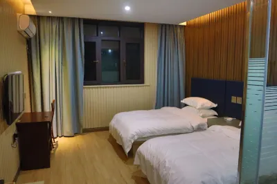 Zhuji Weiqian Business Hotel Các khách sạn gần Xinyun Mountain