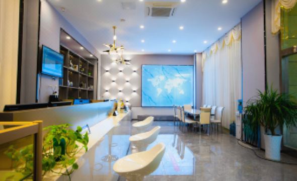 7 Days Premium (Chengdu Wenjiang Nanxun Avenue Subway Station)