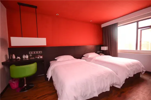 Pingxiang M Fashion Hotel