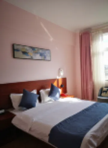 푸얼 쿤만 호텔