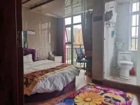 Fuchuan Xingrong Theme Apartment Hotels in Wuchuan Gelao and Miao Autonomous County