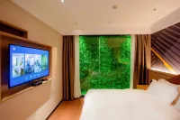 IU Hotel (Korla Railway Station Store) Hotel in zona Korla Railway Station