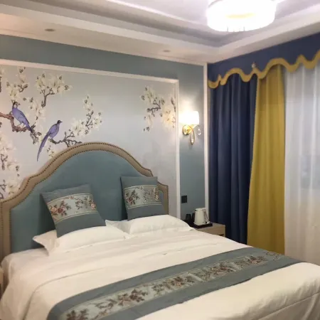 Danjiangkou Jindu Business Hotel