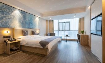 VX Hotel (Huai'an Renmin Hospital Mandu Square)