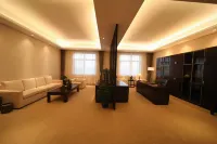 Nanshan Garden Hotel Hotels in Qian County