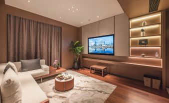 Yangzhou East High-speed Railway Station Elite Hotel