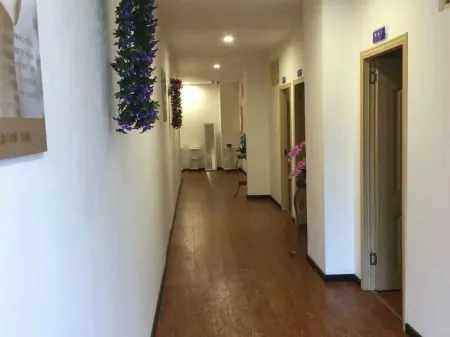 Wangcang Leyue Hotel Отели рядом с достопримечательностью «Micaoshan National Nature Reserve»