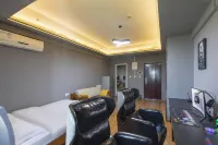 Zeuse Sports Apartment - Esports