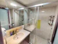 Shenyang Rongyi ROOME Apartment (Color TV Tower Night Market)