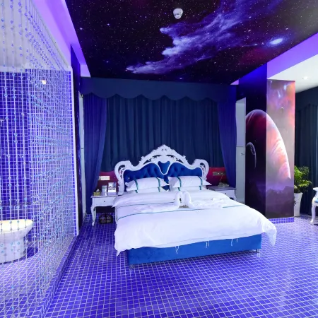 Cangxi Small Town Story Theme Hotel