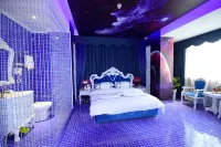 Cangxi Small Town Story Theme Hotel