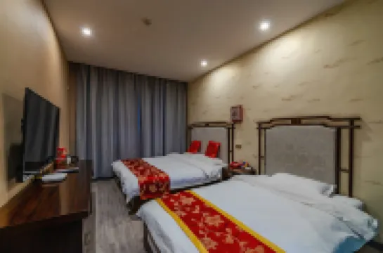 โรงแรมป่อไอฟิชคิสโลตัส