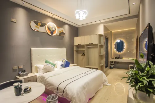 Qujing Pinshang Hotel