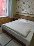Fushun County Xinyue Business Hotel