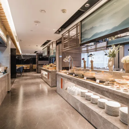Atour Hotel (Fuzhou Wusi Road Shudou Subway Station) Отели рядом с достопримечательностью «Фучжоу Третья Средняя Школа (Школа Хуан)»