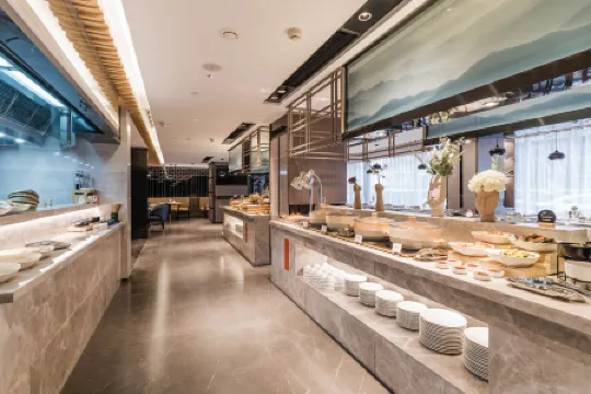 Atour Hotel (Fuzhou Wusi Road Shudou Subway Station)